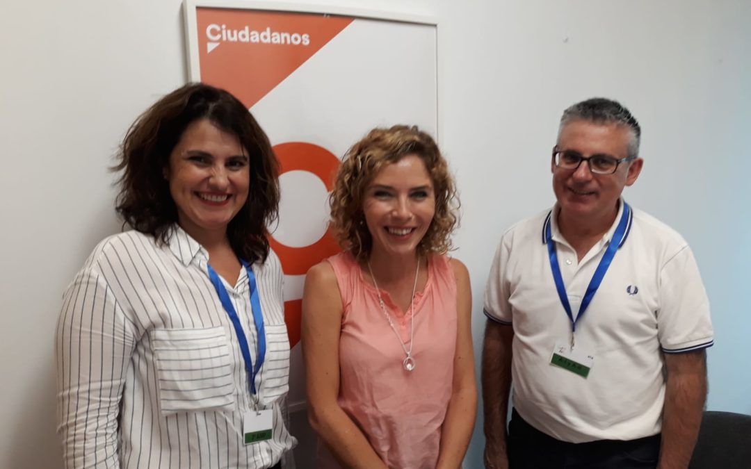 FEAADAH se reúne con los partidos políticos más representativos en el Congreso de los Diputados para transmitirles la discriminación que sufren los alumnos con TDAH en el acceso a las ayudas al estudio.